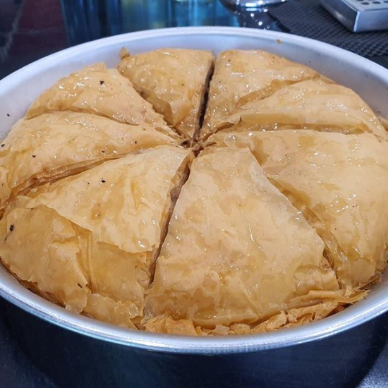 Baklava Tray 8 pieces